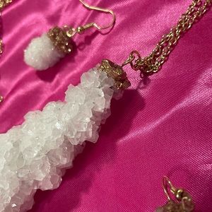 Crystal necklace with earrings